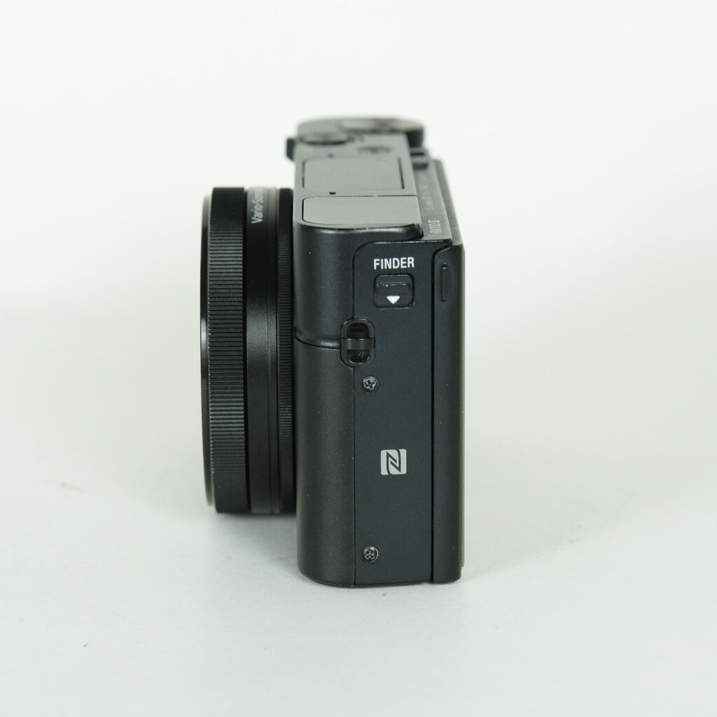 SONY Cyber-shot DSC-RX100M3