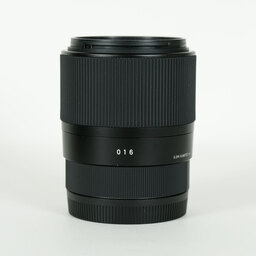 SIGMA 30mm F1.4 DC DN｜Contemporary [キヤノンM用]