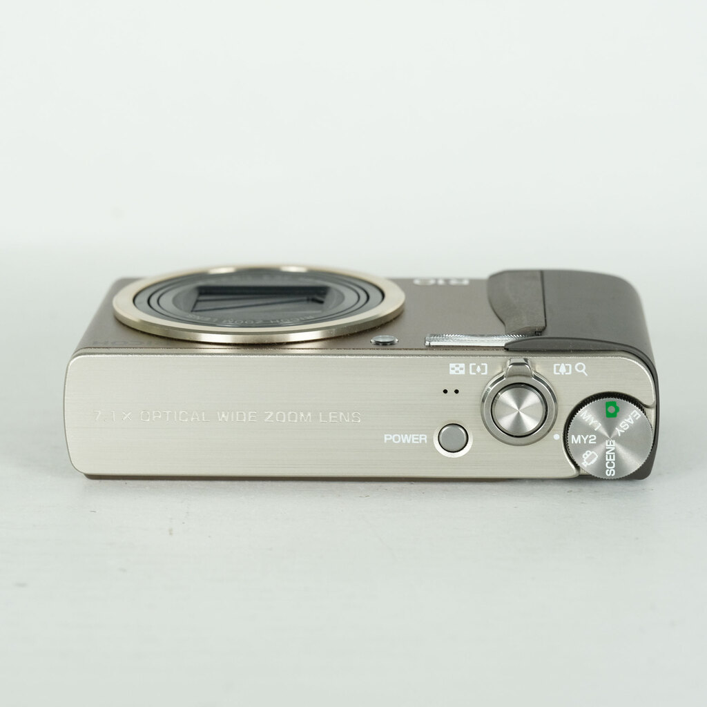RICOH R10 ブラウン R10 ブラウンの出品 | ONE SCENE（ワンシーン）