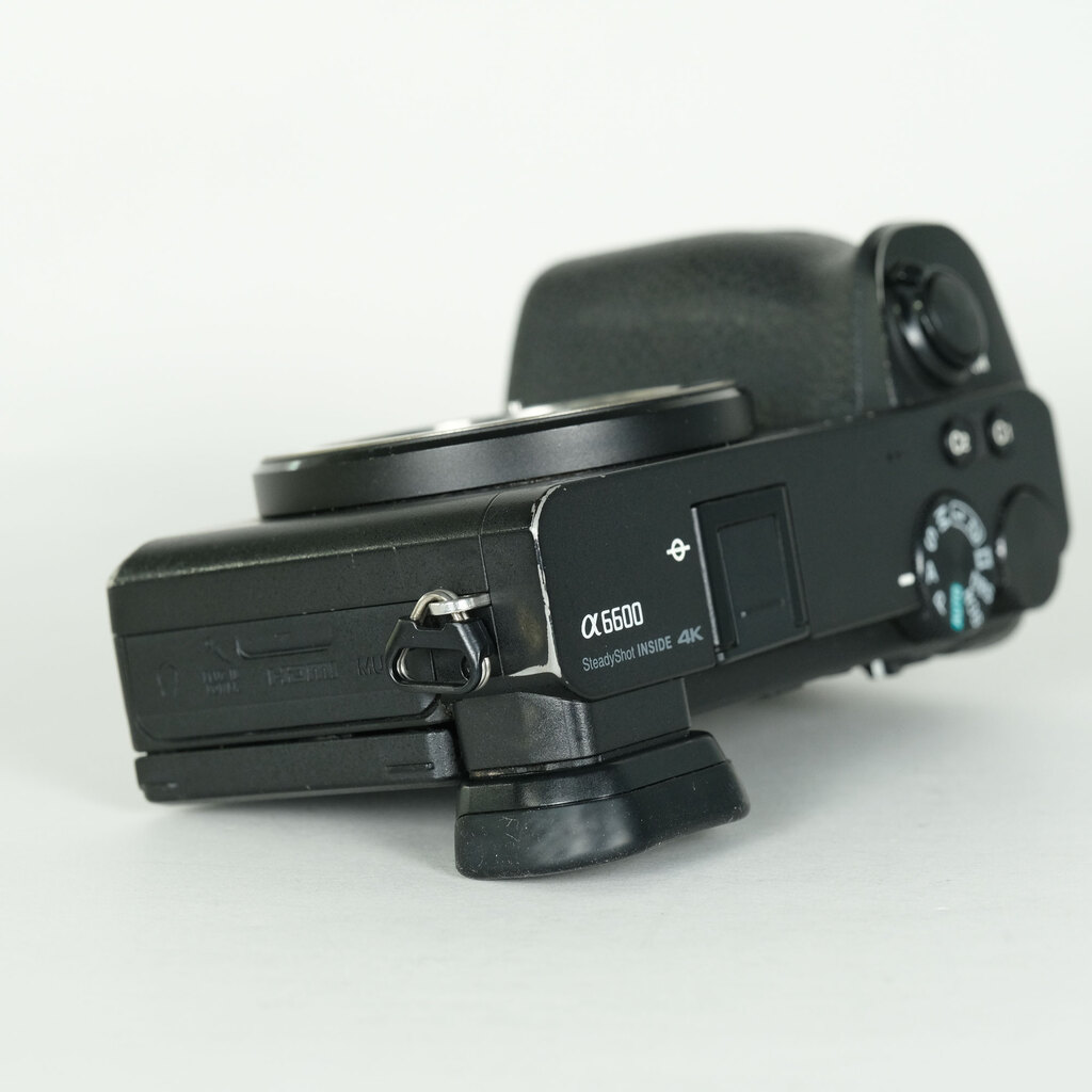 SONY α6600（ILCE-6600）の出品 | ONE SCENE（ワンシーン）