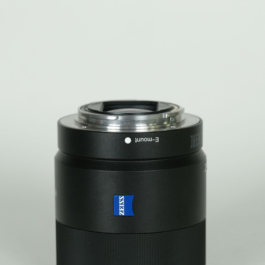 SONY Sonnar T* FE 55mm F1.8 ZA SEL55F18Z SONY Sonnar T* FE 55mm F1.8 ZA SEL55F18Z