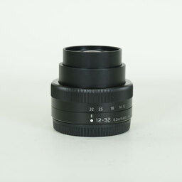 Panasonic LUMIX G VARIO 12-32mm / F3.5-5.6 ASPH. / MEGA O.I.S. Panasonic LUMIX G VARIO 12-32mm / F3.5-5.6 ASPH. / MEGA O.I.S.
