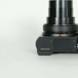 Panasonic LUMIX DC-TX2D ブラック