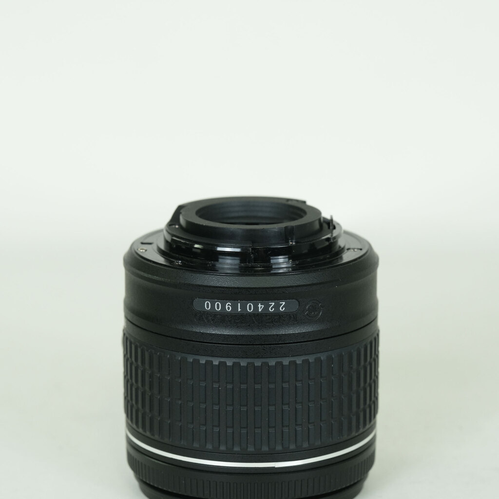 Nikon AF-P DX NIKKOR 18-55mm F3.5-5.6G VR