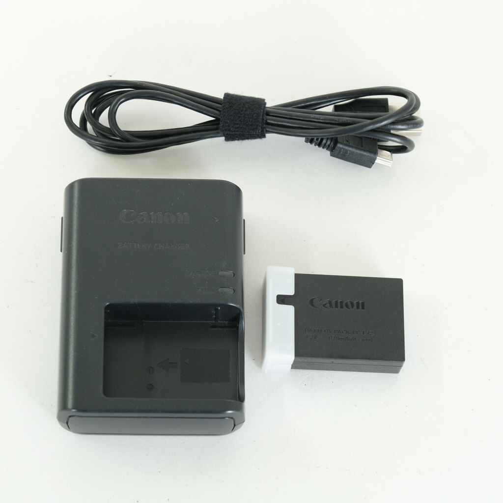 Canon EOS Kiss X7 ボディ ホワイト