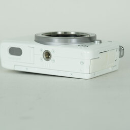 Canon EOS M10 ボディ ホワイト Canon EOS M10 ボディ ホワイト
