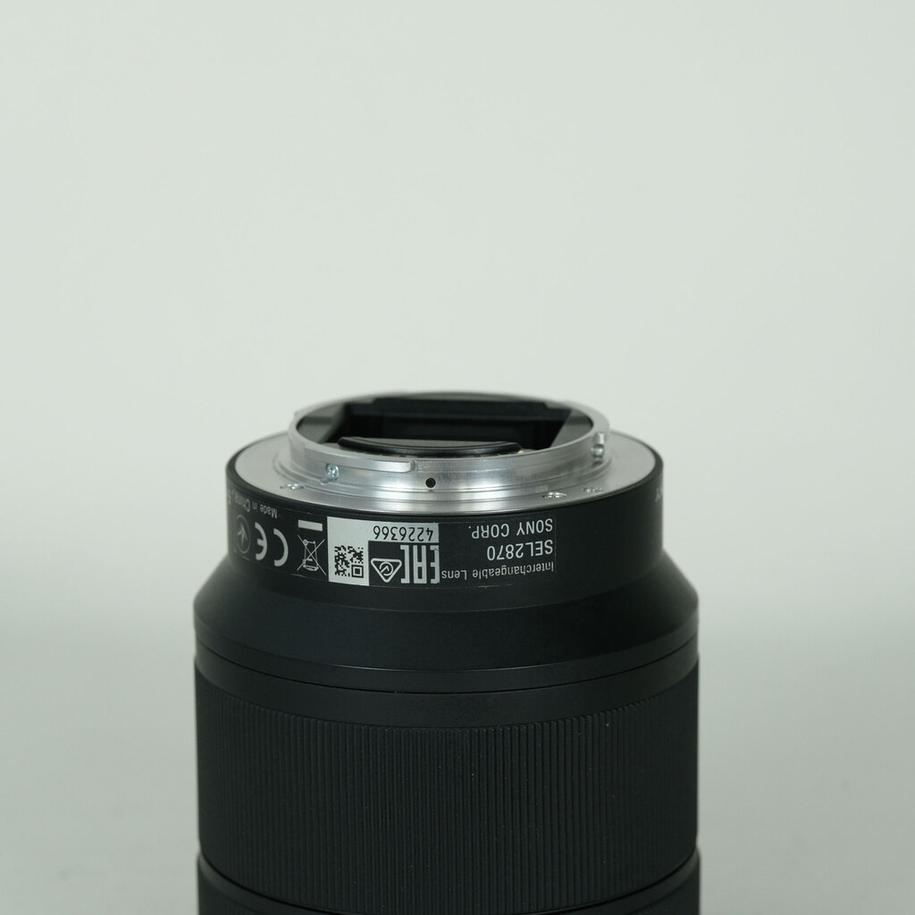 【中古品】Sony SEL2870 SONY FE 28-70mm F3.5-5.6 OSS SEL2870の出品 | ONE SCENE（ワンシーン）
