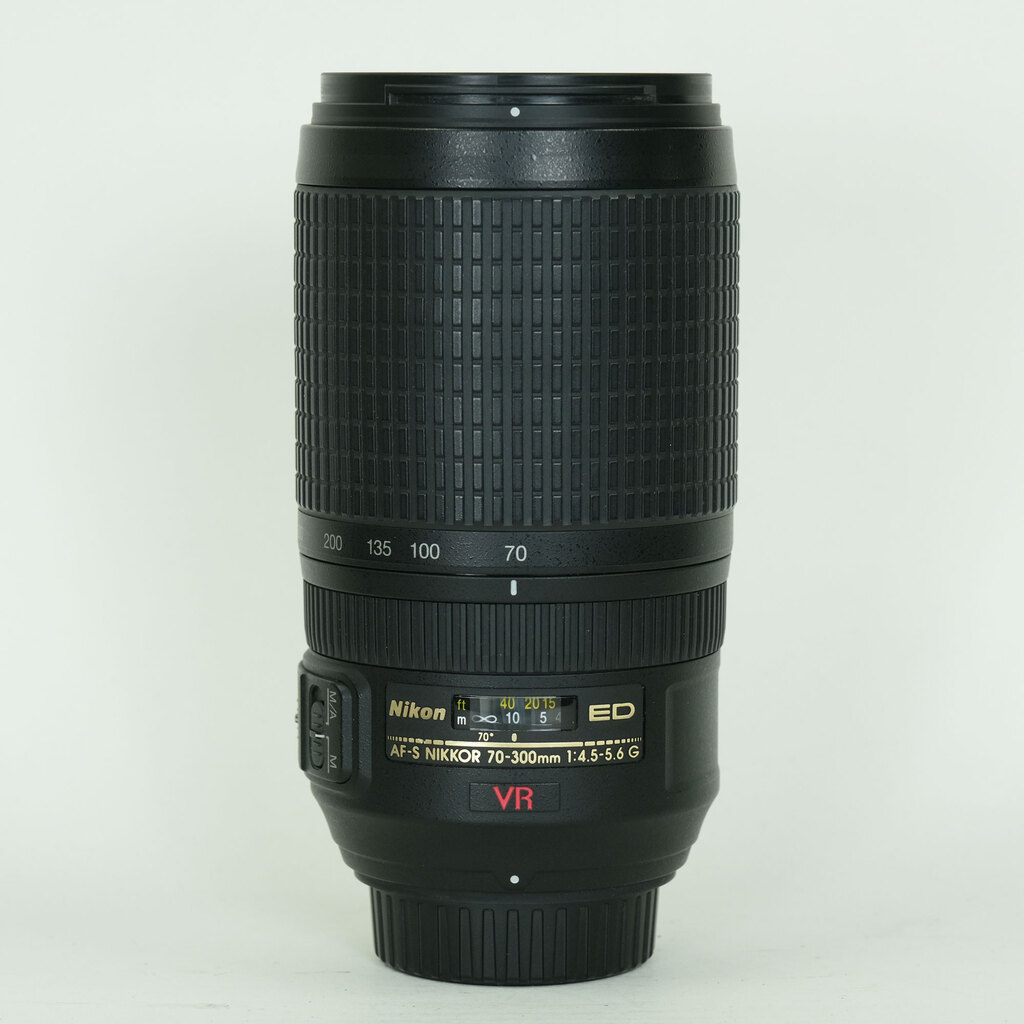 Nikon AF-S VR Zoom-Nikkor 70-300mm F4.5-5.6G IF-ED