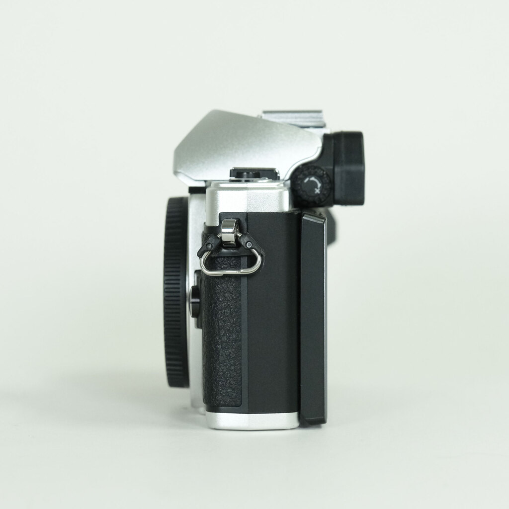 OLYMPUS OM-D E-M10 Mark II OLYMPUS OM-D E-M10 Mark II