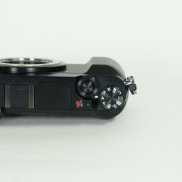 Panasonic LUMIX DMC-GX7MK2 ボディ ブラック