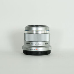 OLYMPUS M.ZUIKO DIGITAL 45mm F1.8