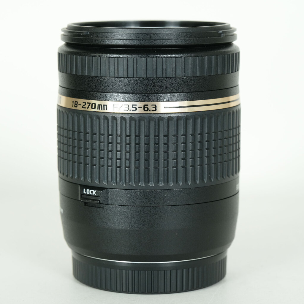 TAMRON 18-270mm F3.5-6.3 DiII VC PZD/Model B008E（キヤノンEF用）