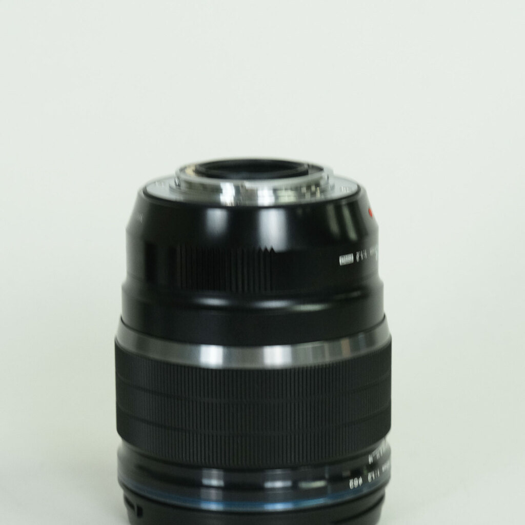 OM SYSTEM M.ZUIKO DIGITAL ED 45mm F1.2 PRO   　※OM SYSTEMロゴモデル