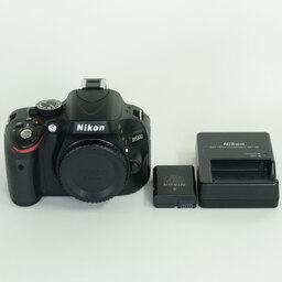 Nikon D5100 ボディ