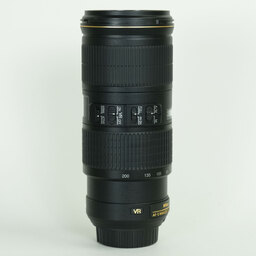 Nikon AF-S NIKKOR 70-200mm f/4G ED VR Nikon AF-S NIKKOR 70-200mm f/4G ED VR