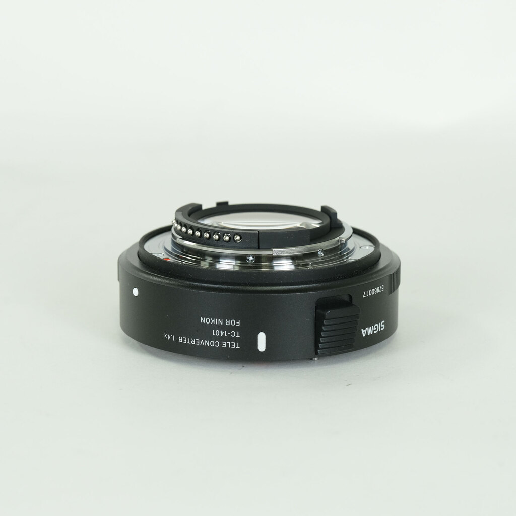 SIGMA Contemporary 150-600mm F5-6.3 DG 1.4xテレコンバーターキット (ニコンF用)