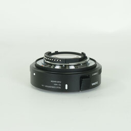 SIGMA Contemporary 150-600mm F5-6.3 DG 1.4xテレコンバーターキット (ニコンF用)