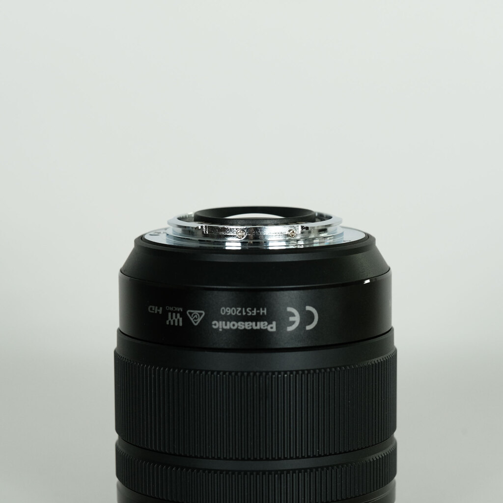Panasonic LUMIX G VARIO 12-60mm / F3.5-5.6 ASPH. / POWER O.I.S.