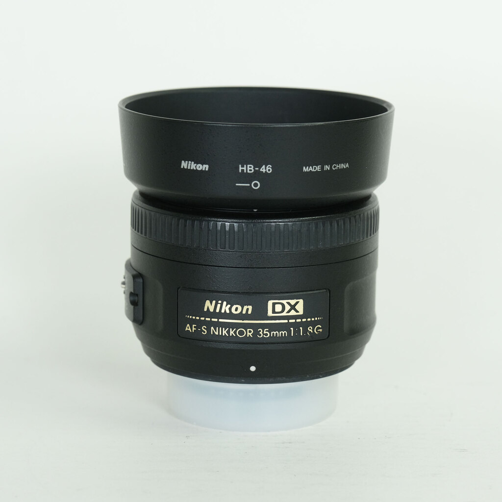 Nikon AF-S DX NIKKOR 35mm f/1.8G Nikon AF-S DX NIKKOR 35mm f/1.8G