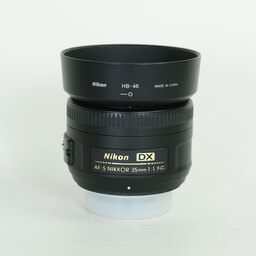 Nikon AF-S DX NIKKOR 35mm f/1.8G Nikon AF-S DX NIKKOR 35mm f/1.8G