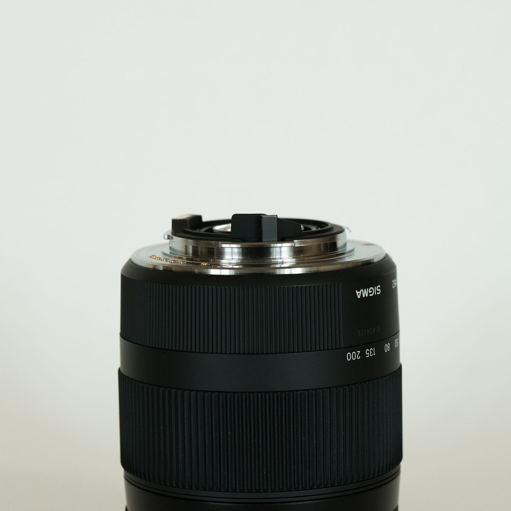 SIGMA 18-200mm F3.5-6.3 DC MACRO OS HSM｜Contemporary [ペンタックスK用]