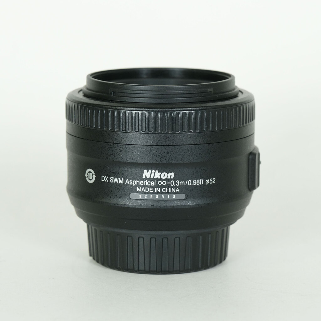 Nikon AF-S DX NIKKOR 35mm f/1.8G