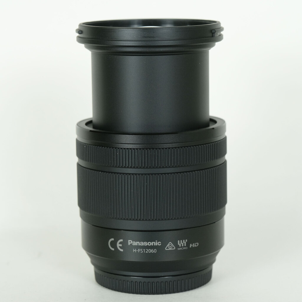 Panasonic LUMIX G VARIO 12-60mm / F3.5-5.6 ASPH. / POWER O.I.S. Panasonic LUMIX G VARIO 12-60mm / F3.5-5.6 ASPH. / POWER O.I.S.