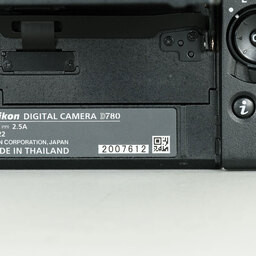 Nikon D780