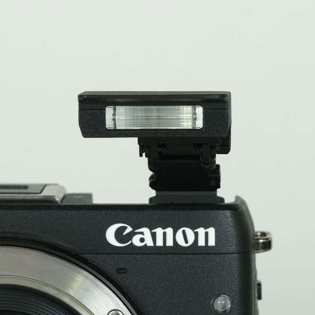 Canon EOS M3 ボディEVFキット ブラック