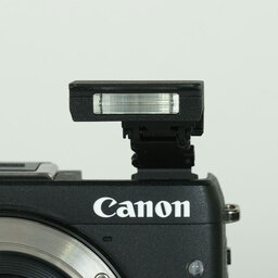 Canon EOS M3 ボディEVFキット ブラック