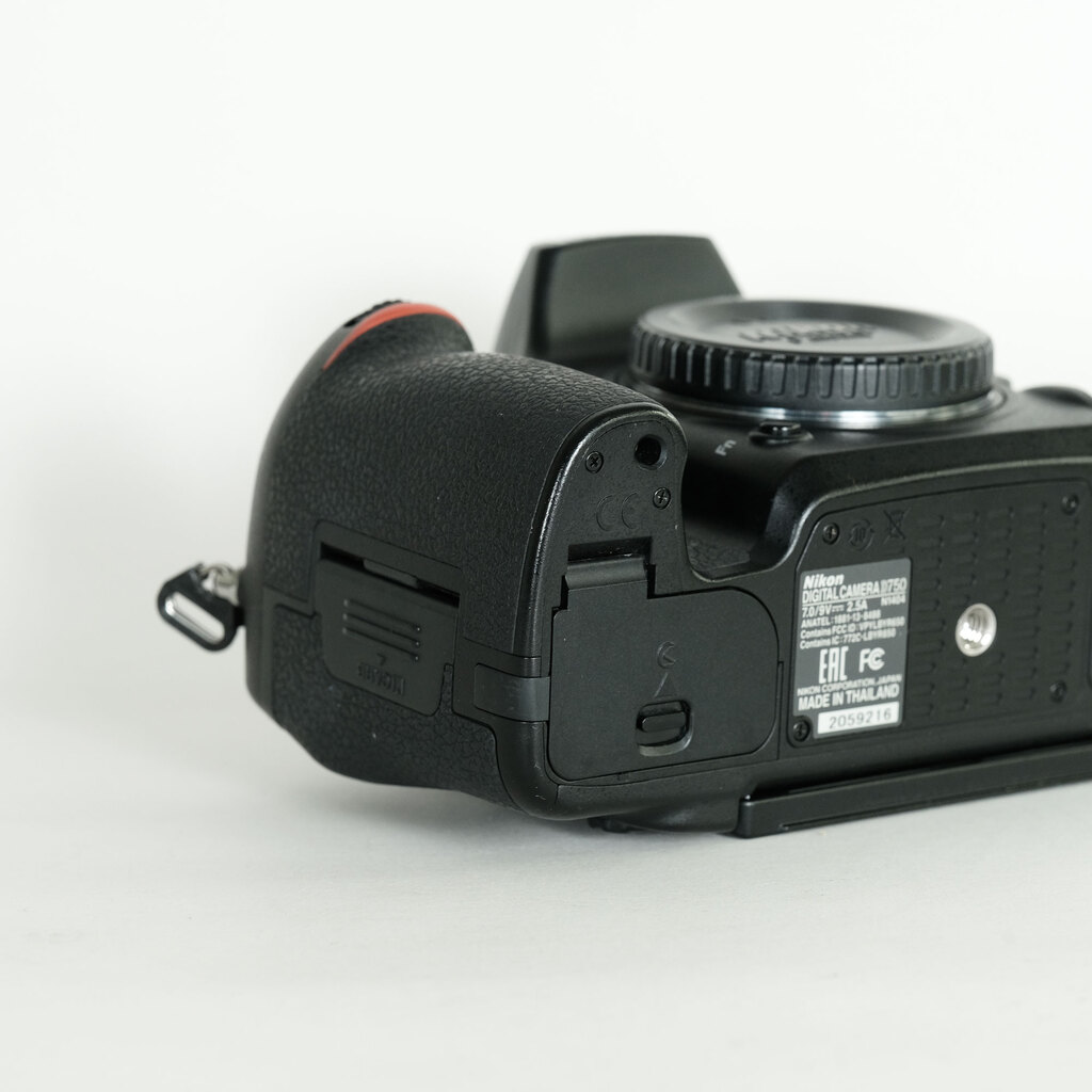 Nikon D750