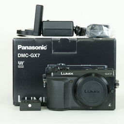 Panasonic LUMIX DMC-GX7-K ボディ ブラック