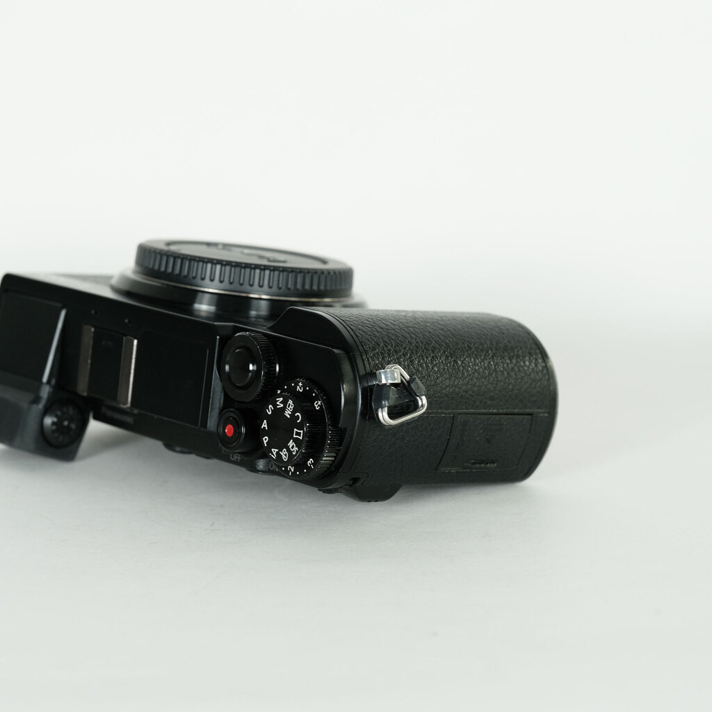 Panasonic LUMIX DC-GX7MK3 ブラック
