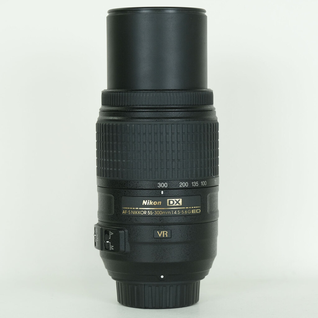 Nikon AF-S DX NIKKOR 55-300mm F4.5-5.6G ED VR Nikon AF-S DX NIKKOR 55-300mm F4.5-5.6G ED VR