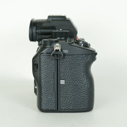 SONY α7 III（ILCE-7M3）