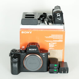 SONY α7 II（ILCE-7M2）