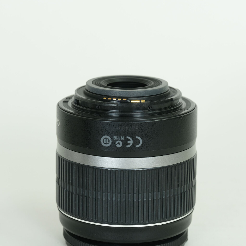 Canon EF-S18-55mm F3.5-5.6 IS