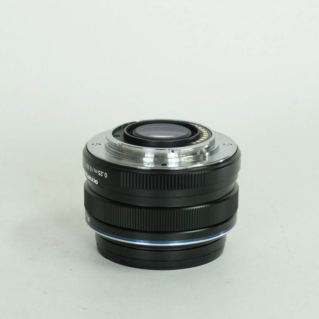 OLYMPUS M.ZUIKO DIGITAL 17mm F1.8