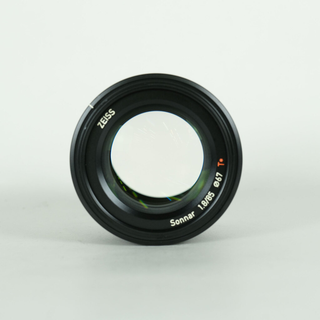 Carl Zeiss Batis 1.8/85 [ソニーE用]の出品 | ONE SCENE（ワンシーン）