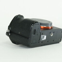 SONY α7 III(ILCE-7M3) SONY α7 III(ILCE-7M3)