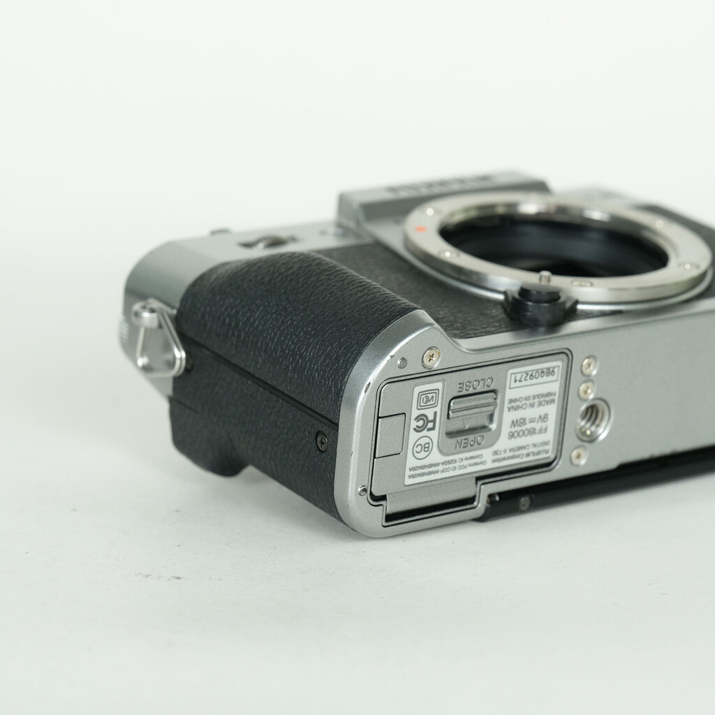 FUJIFILM X-T30の出品 | ONE SCENE（ワンシーン）