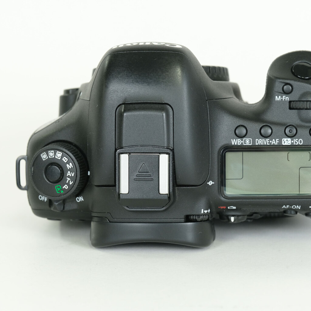 Canon EOS 7D Mark II Canon EOS 7D Mark II