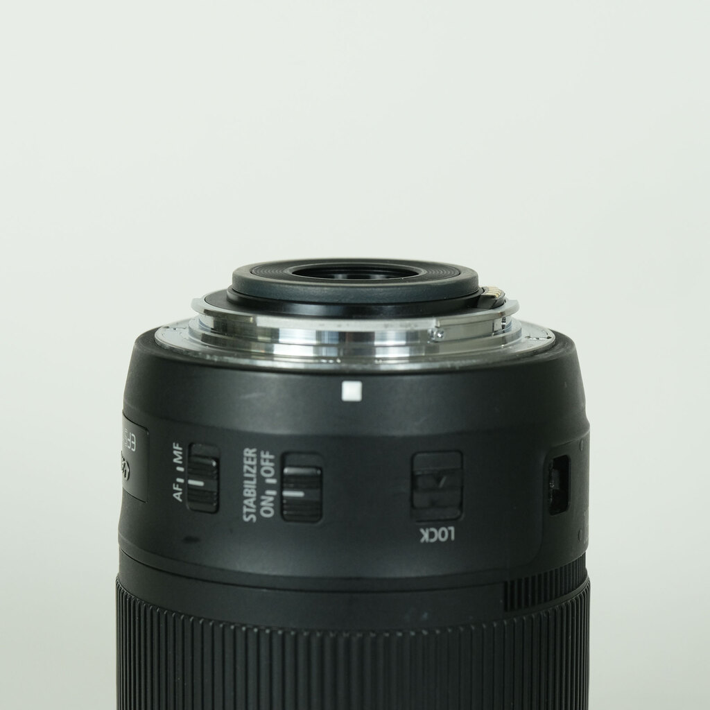 Canon EF-S18-135mm F3.5-5.6 IS USM