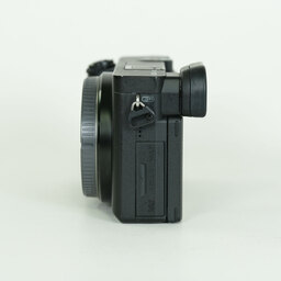 SONY α6400（ILCE-6400）