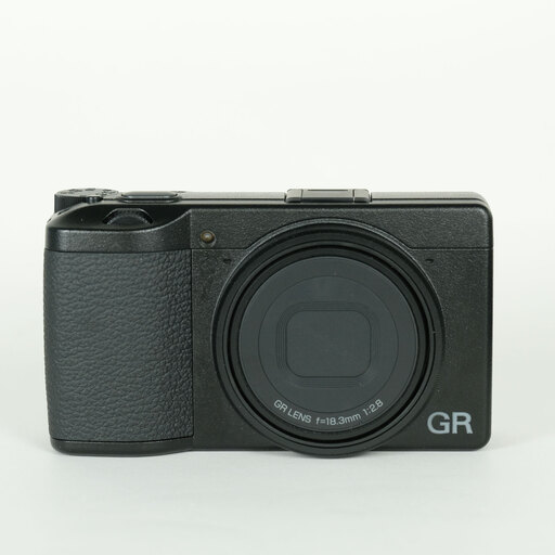 コンパクトデジタルカメラ・RICOHの中古一覧・価格 | ONE SCENE（ワン