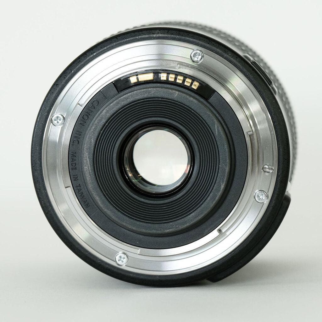 Canon EF-S18-135mm F3.5-5.6 IS STM