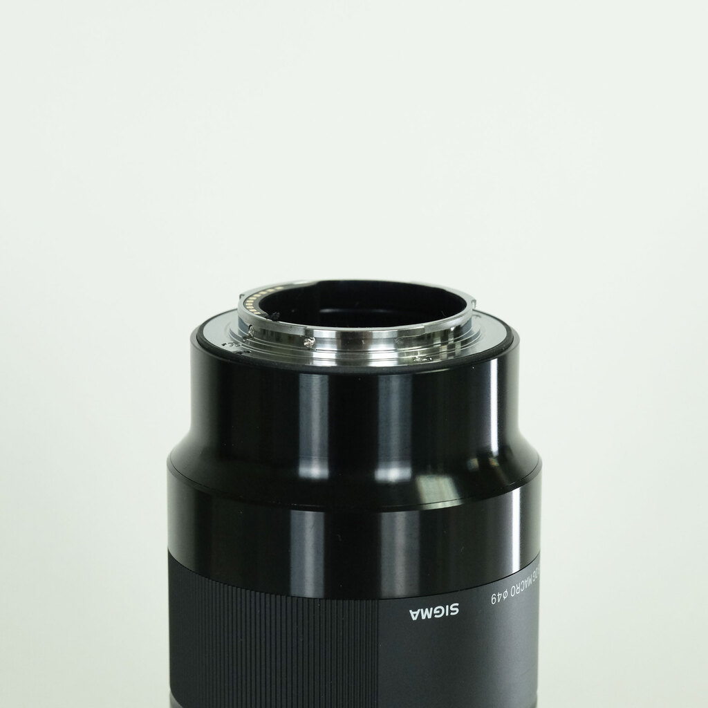SIGMA 70mm F2.8 DG MACRO｜Art [ソニーE用]