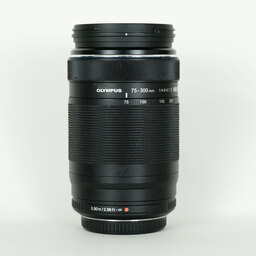 OLYMPUS M.ZUIKO DIGITAL ED 75-300mm F4.8-6.7 II