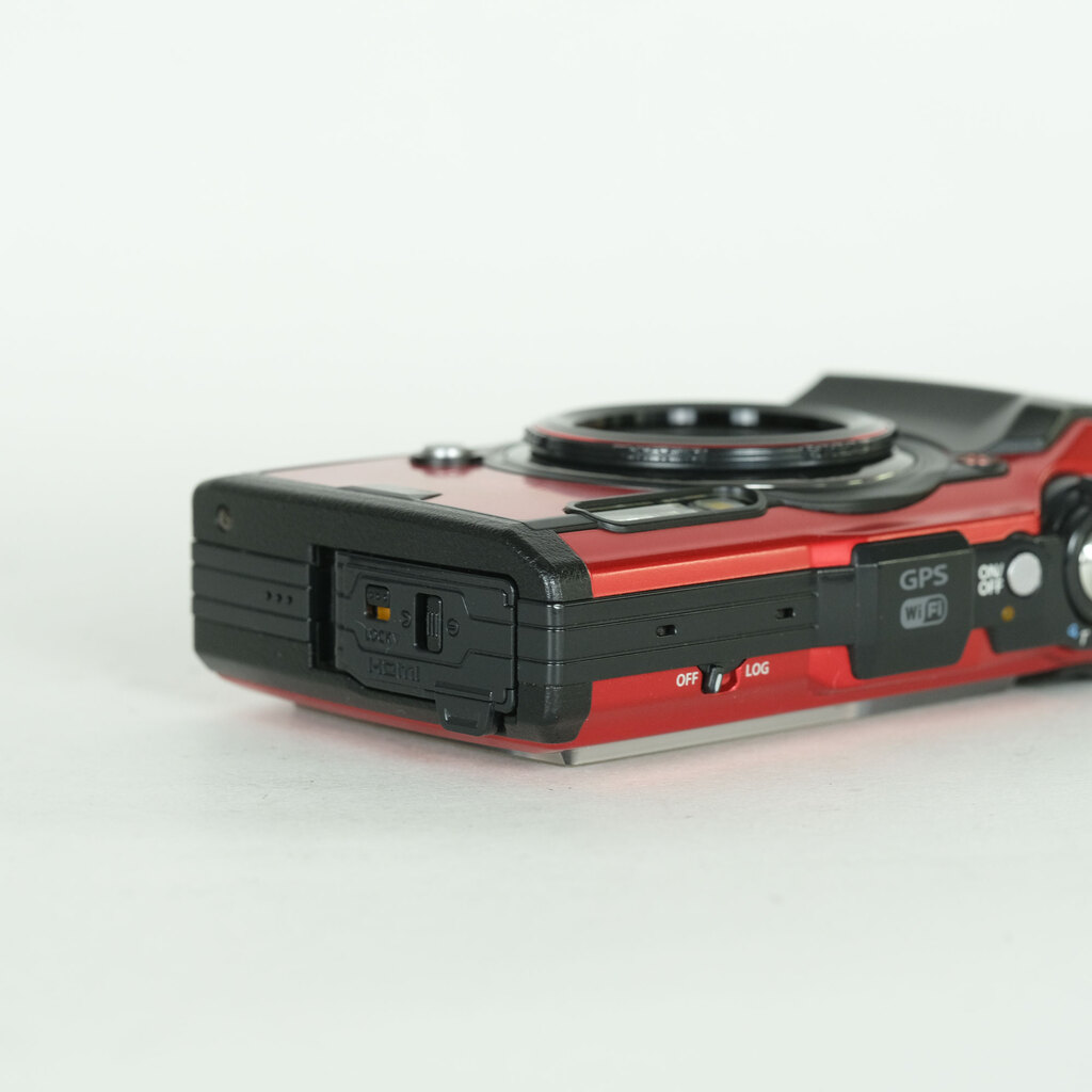 OLYMPUS Tough TG-6 レッド