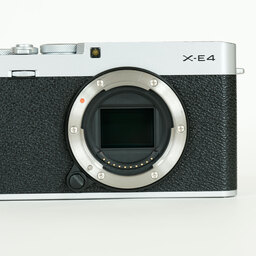 FUJIFILM X-E4